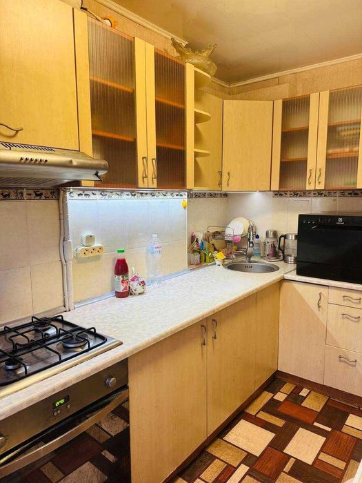 Оренда двокімнатної квартири ,Просп. Героев, 9