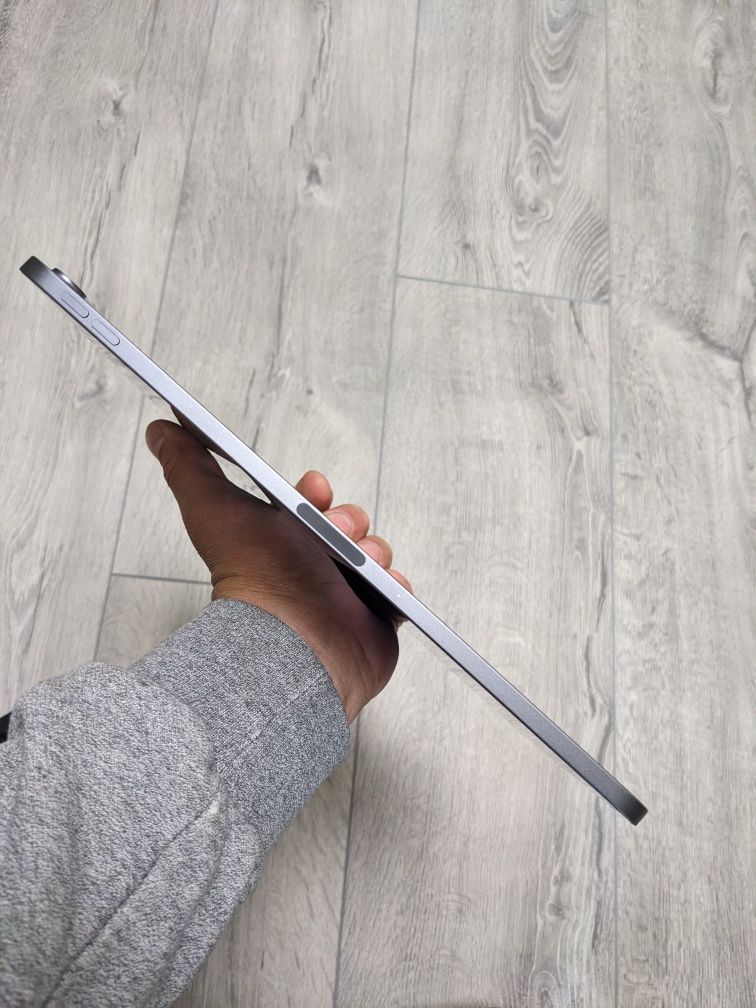 iPad air 5 64GB wi-fi