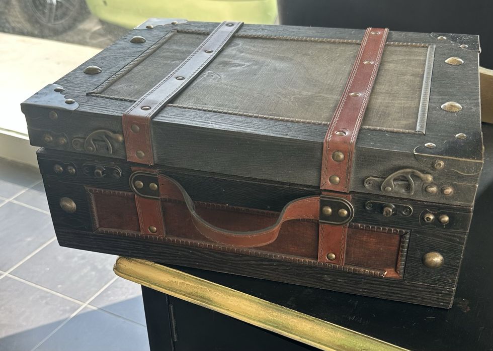 Mala decoração vintage fecha e abre
