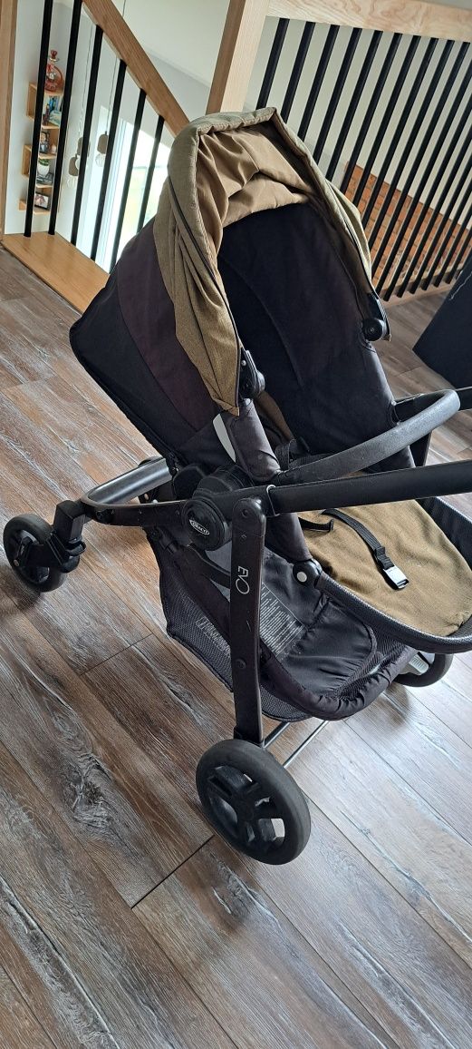 Wózek spacerowy graco evo