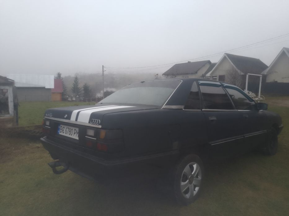 Продам ауді 100 не на ходу торг присутній