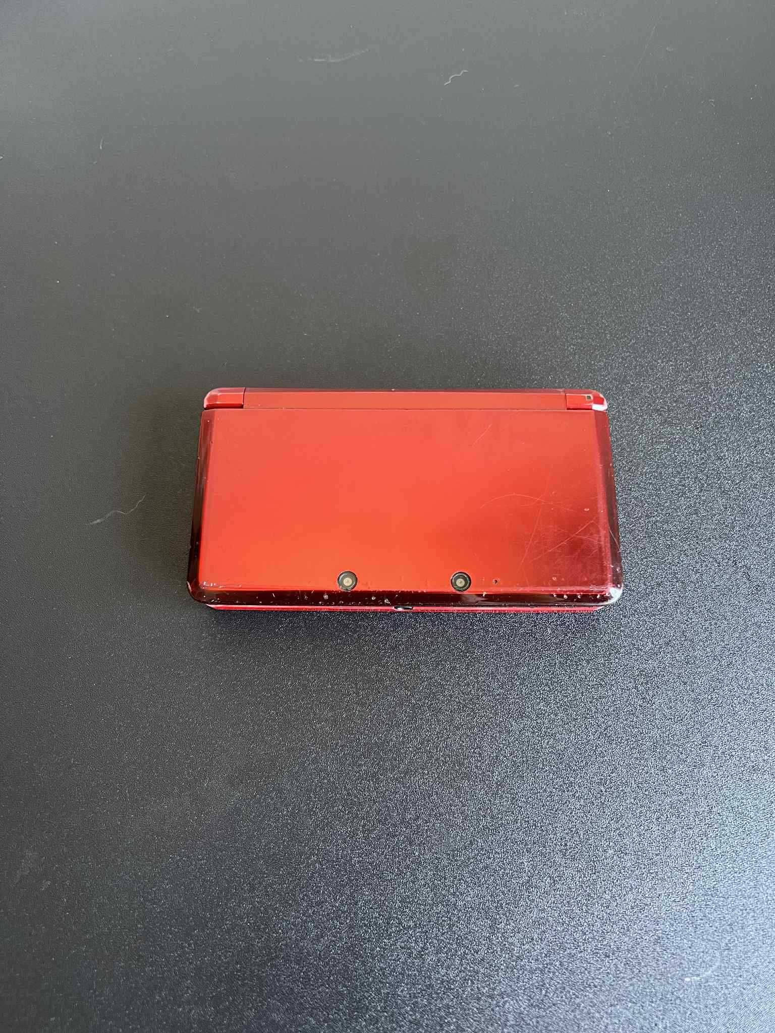 Nintendo 3DS Vermelha com 100+ Jogos
