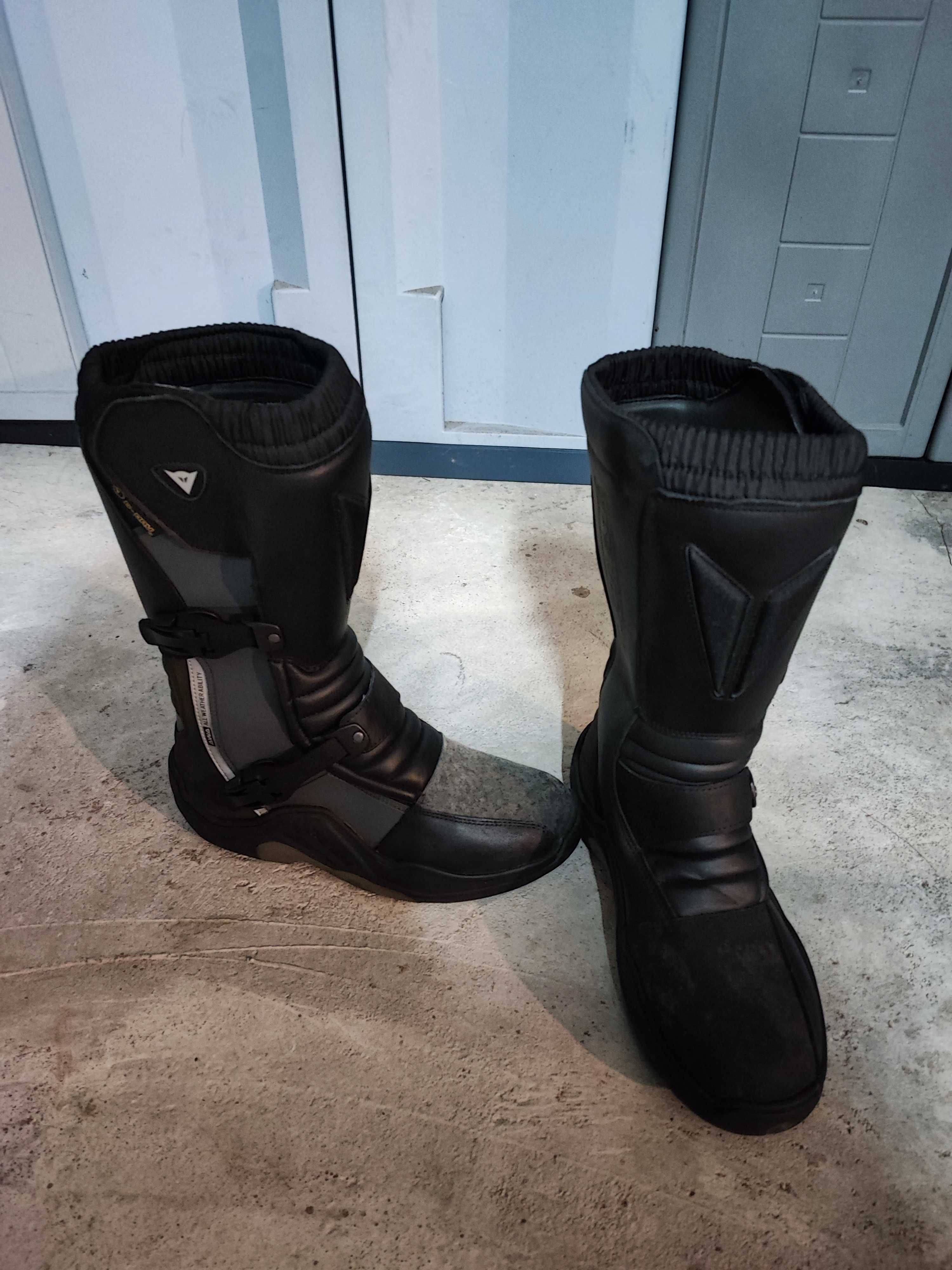 Bota Dainese All weather (NUNCA FORAM USADAS)