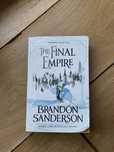 Livro The Final Empire, de Brandon Sanderson