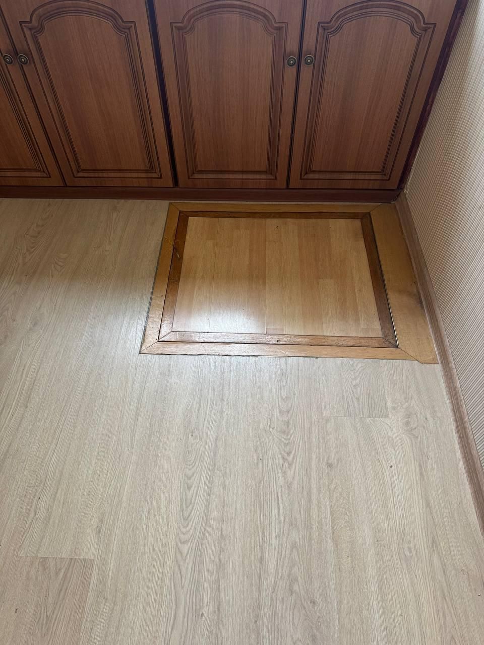 Продам 3-кімнатну кватиру в центрі, вулиця лабараторна 14 AM