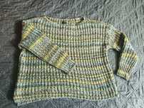 Krótki sweter, oversize, różnokolorowy.