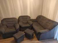 Zestaw wypoczynkowy kanapa, dwa fotele i dwie pufy
