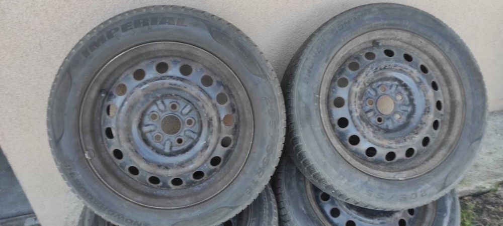 Opony zimowe z felgami 205/55/16