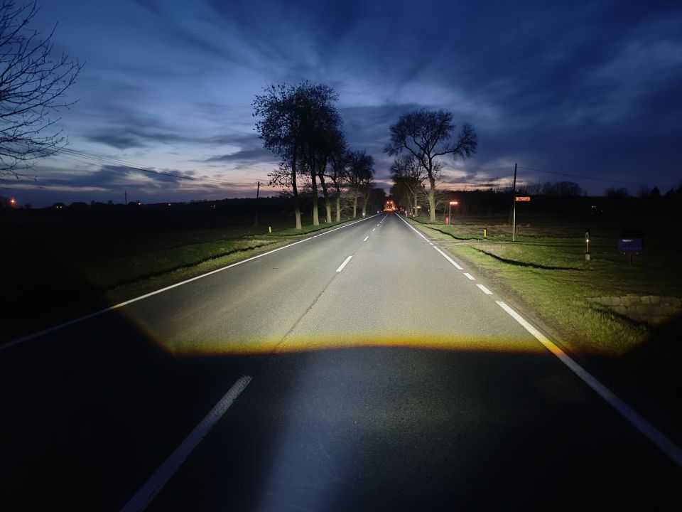 Soczewki 3.0 24V BI LED projektory 3" do ciężarówki biled