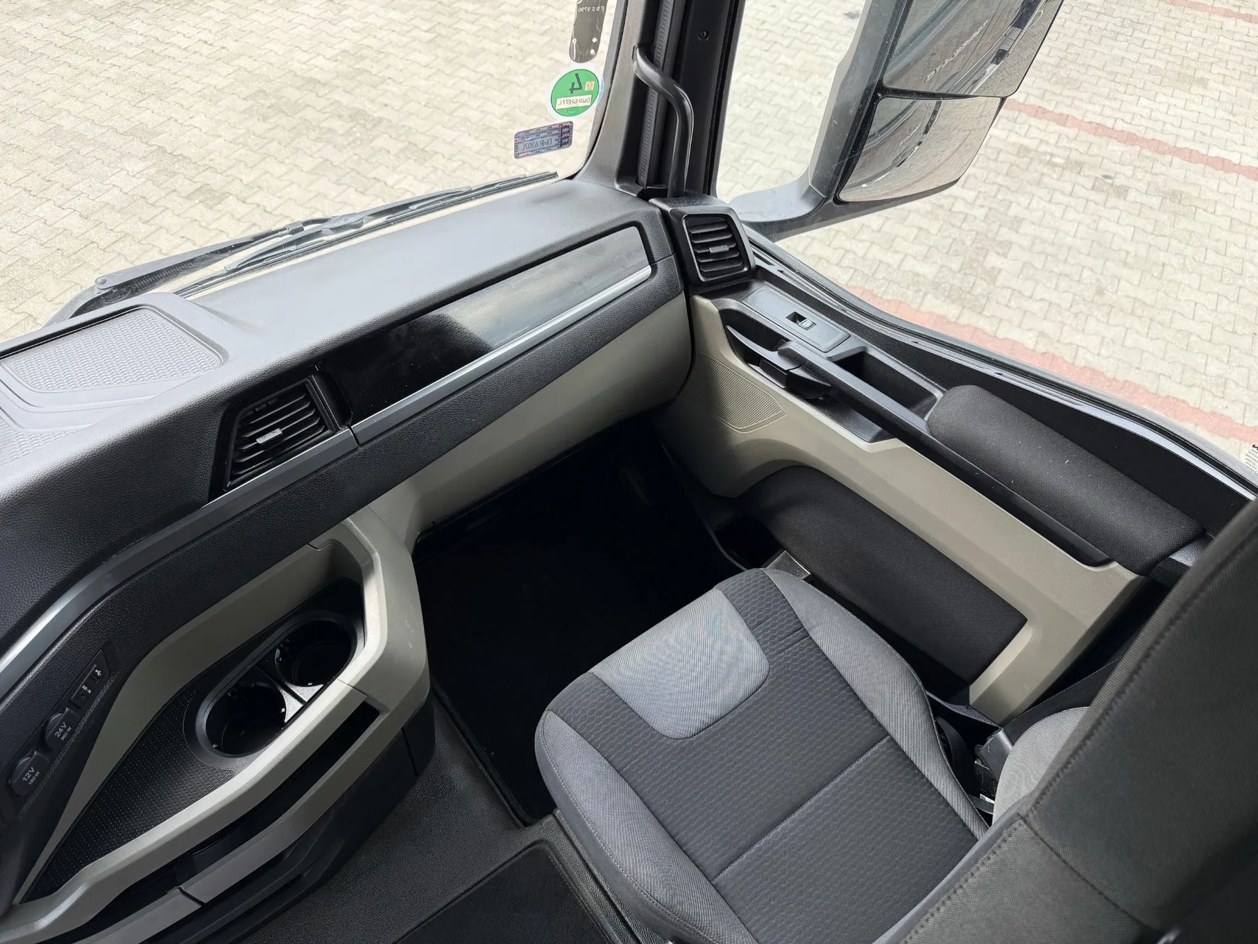 MAN TGX 26.470 / ZESTAW TANDEM 120M3 / PRZEJAZDOWY / 7,75 M + 7,75 M  jumbo przestrzenny