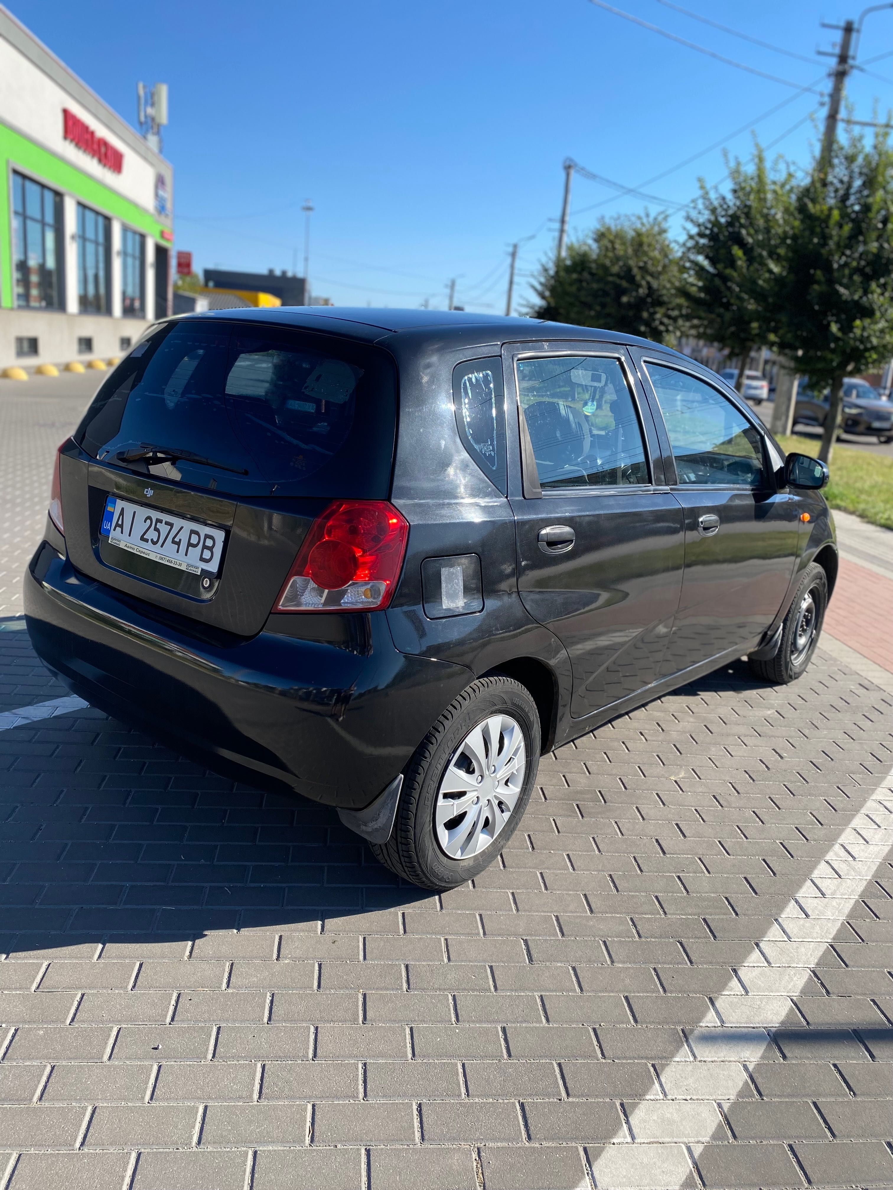 Продається автомобіль Chevrolet Aveo 1,5