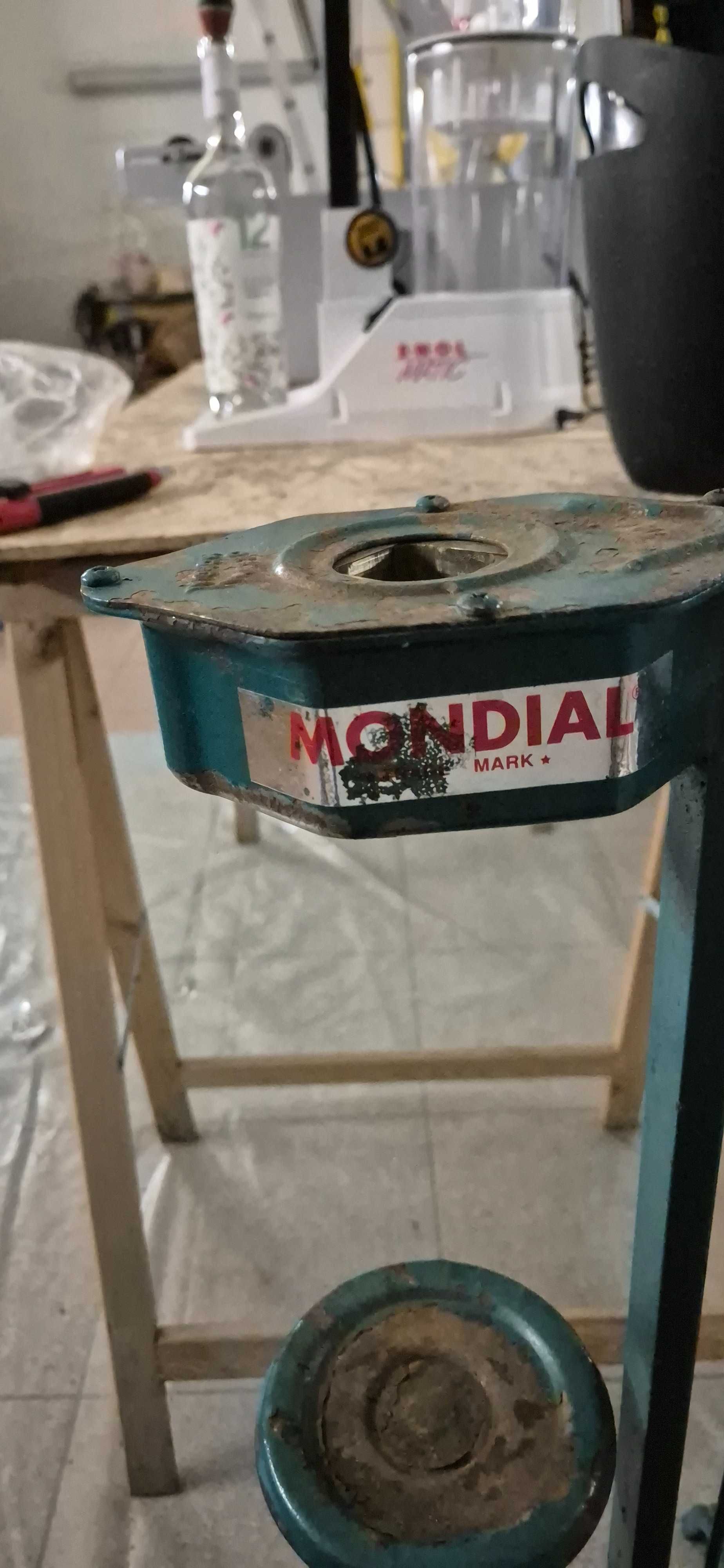 sprzedam linię do konfekcjonowania soków itp