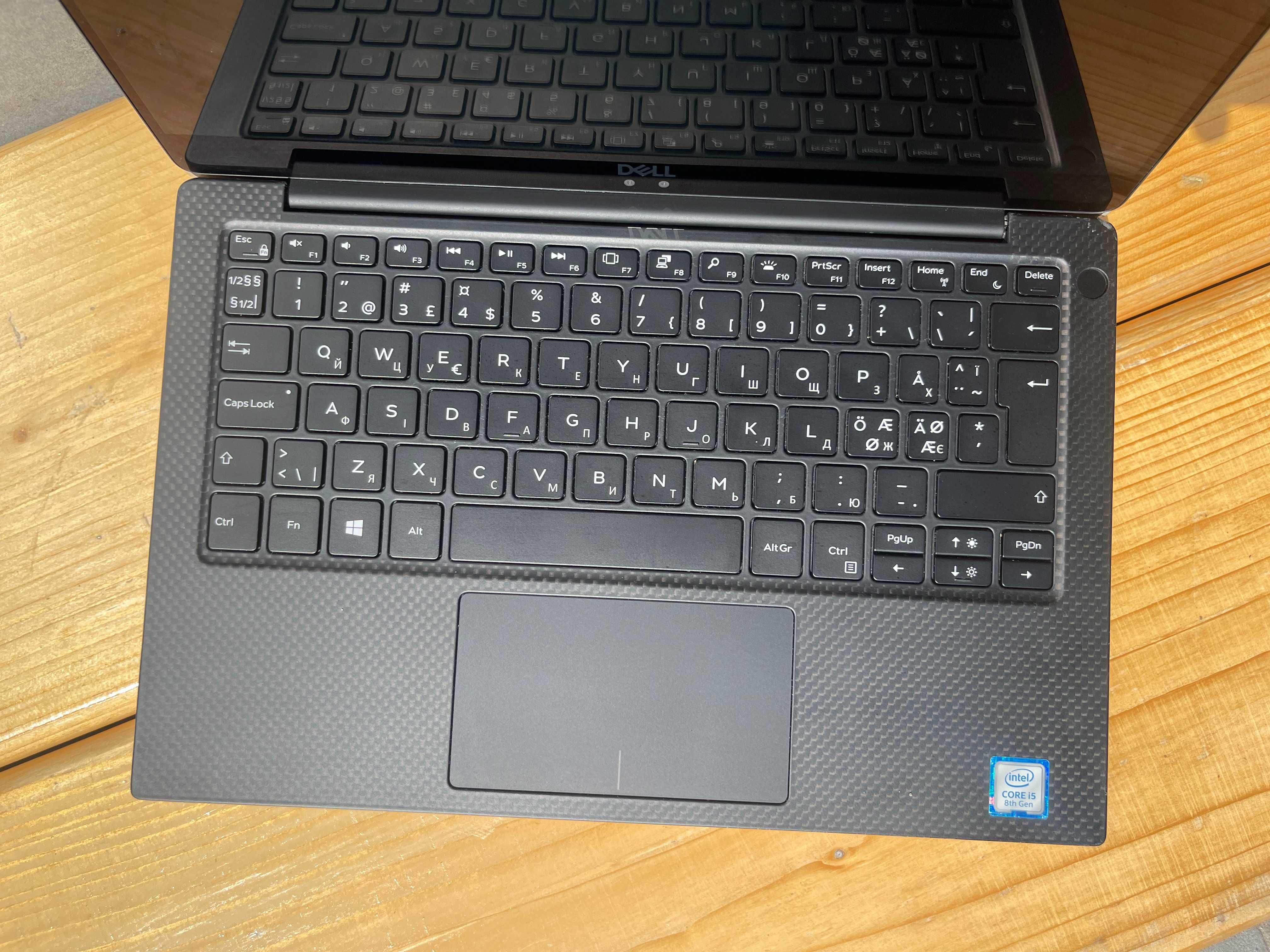 Ноутбук Dell XPS 13 9370/i5-8265U/8GB/256M2/13.3"/FHD/IPS/Гарантія