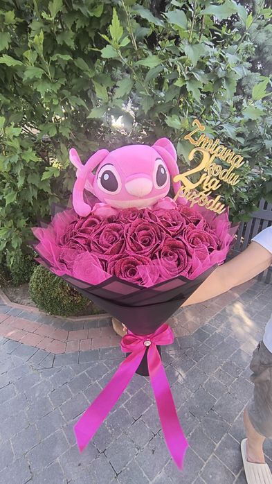 Bukiet róż ze wstążki. Wieczne róże 20 szt ze stitchem.