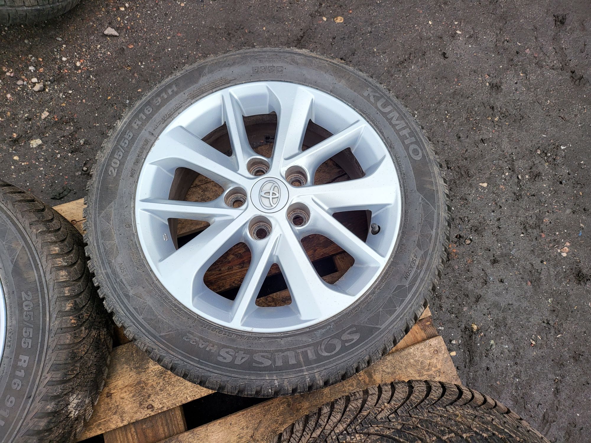 Alufelgi 16 Toyota Auris Rav4 Corolla Camry Avensis 5x114,3 ET45