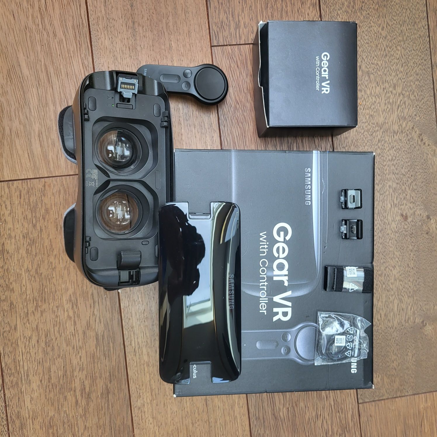 Samsung Gear Vr with controller