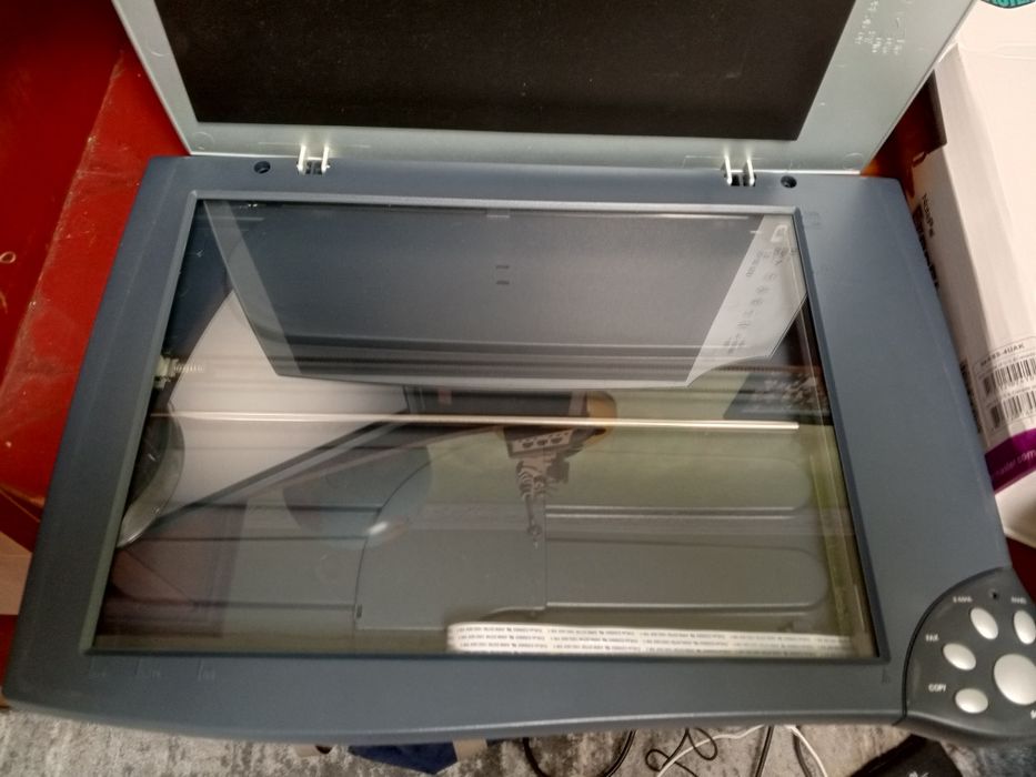 Продам сканер дешево.