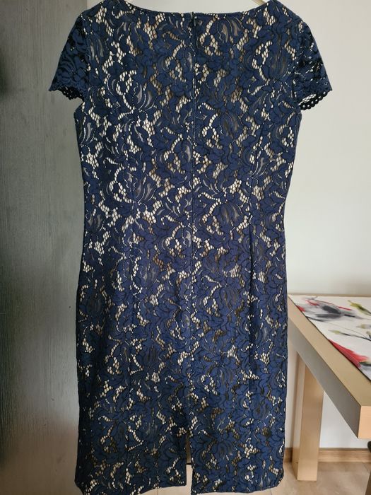 Granatowa, koronkowa sukienka Swing,44