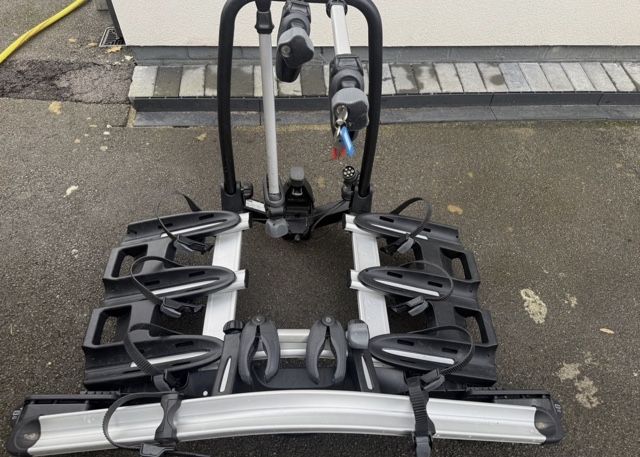 Bagażnik Thule velocompact na 4rowery na hak platforma