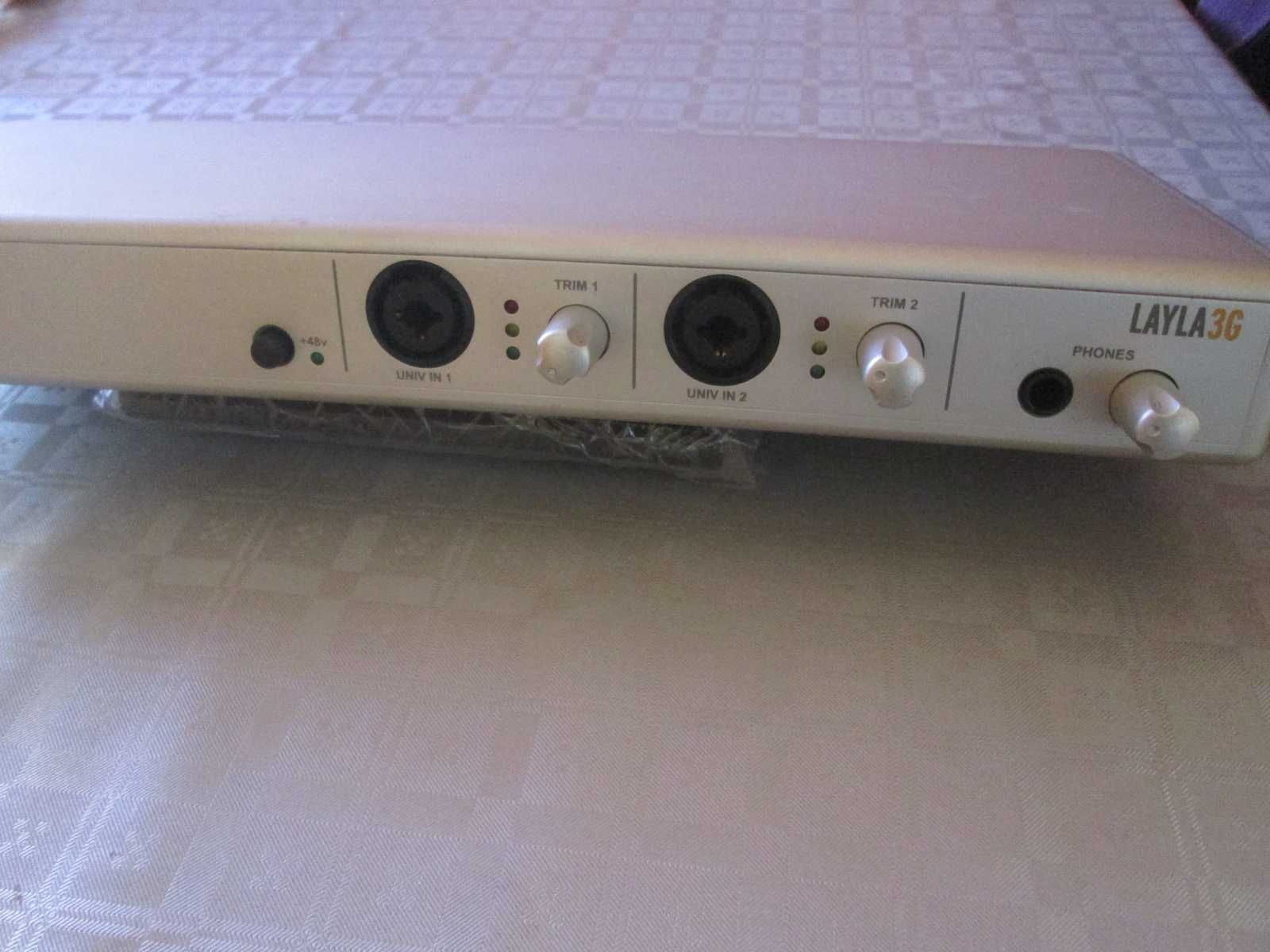 Interface audio placa de som Echo Layla 3G.  8 entradas 8 saídas.