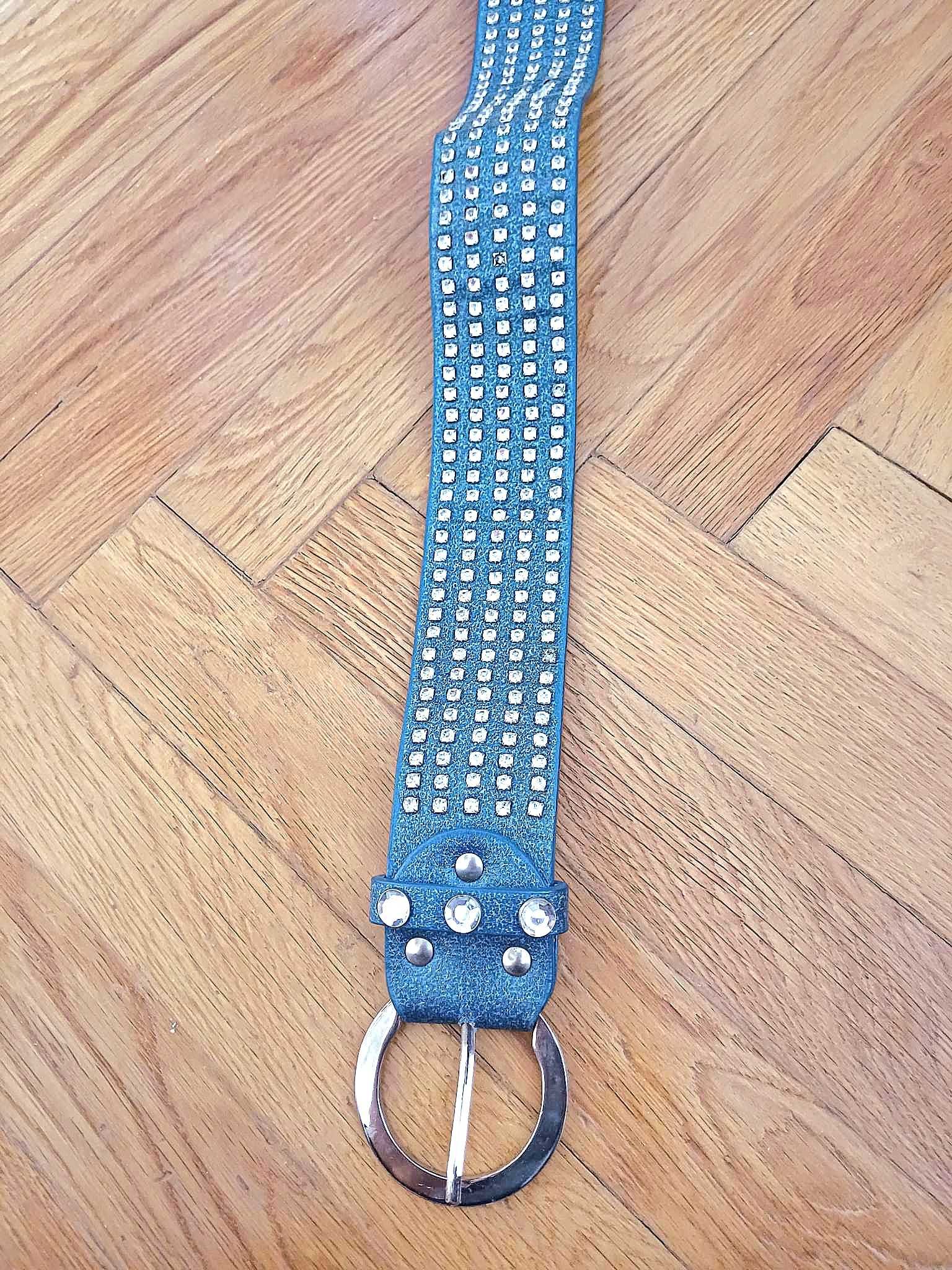 Pasek  z ćwiekami i łańcuchami 85 cm