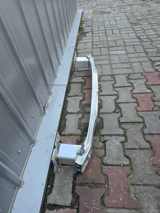 УСИЛИТЕЛЬ переднего БАМПЕРА Audi A3 8v седан HB