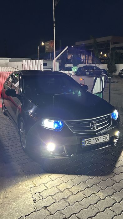 Honda Accord 8 2.0