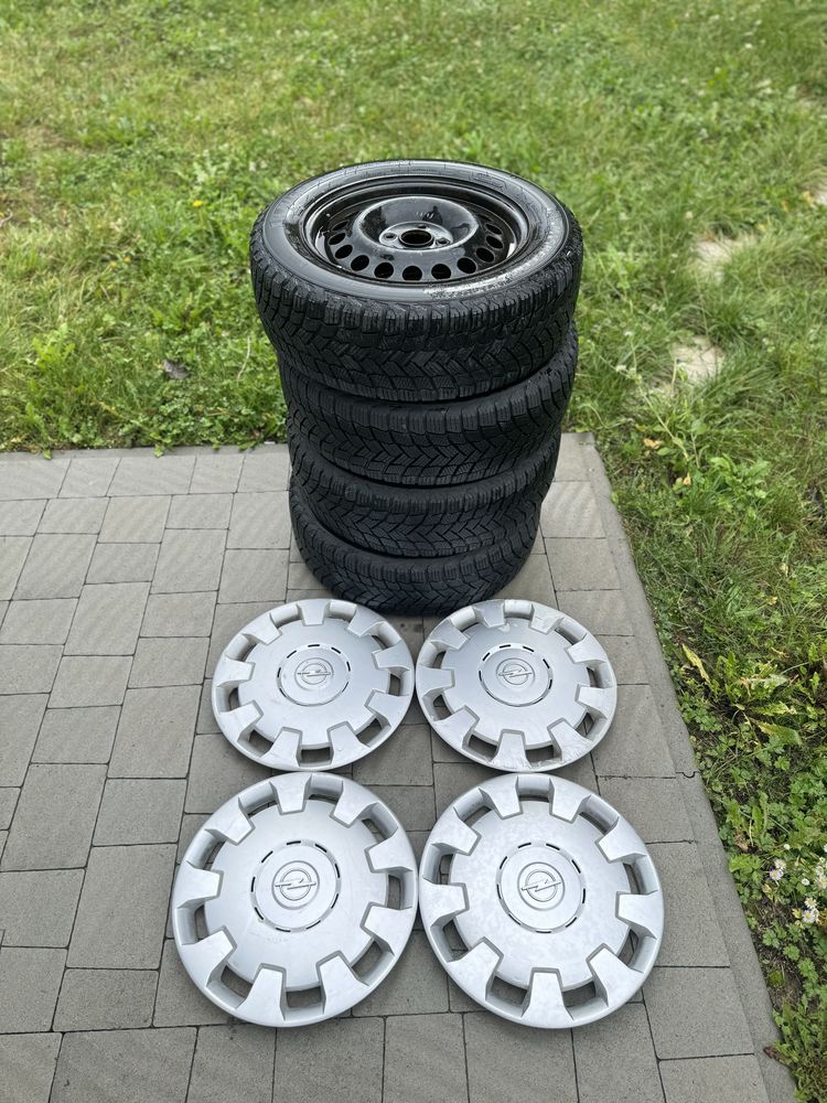 Комплект зимових шин Michelin X-Ice Snow 195/60 R15, opel