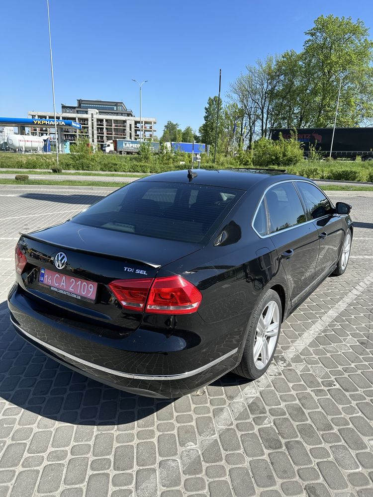 Volkswagen Passat SEL Premium 2013