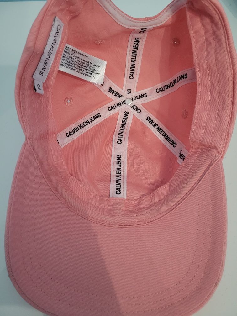 Czapka z daszkiem damska oryginalna Calvin Klein Jeans różowa one size