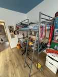 Łóżko piętrowe metalowe z biurkiem IKEA SVARTA 90x200 cm