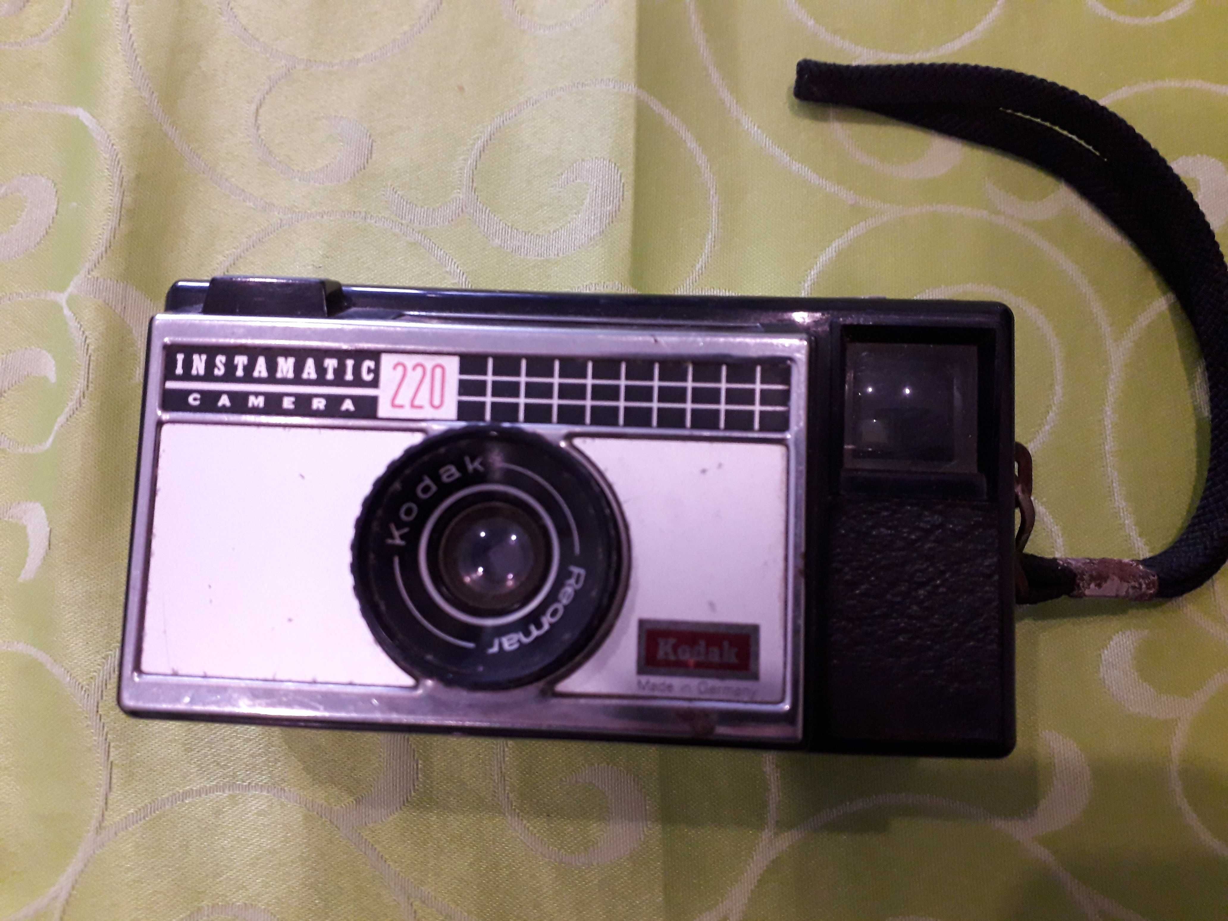 Maquina fotográfica Vintage Kodak