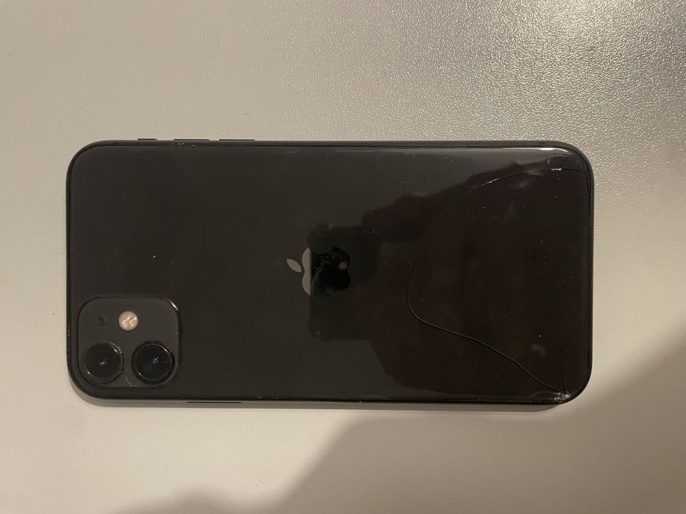 Iphone 11 pobity