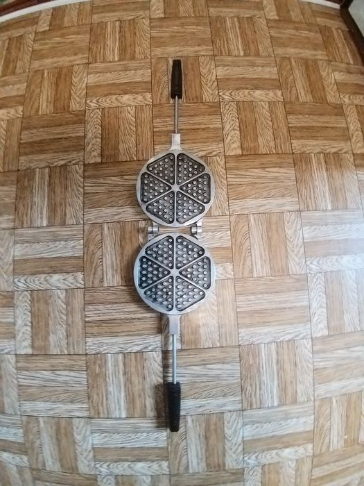 Електровафельниця   литва срср