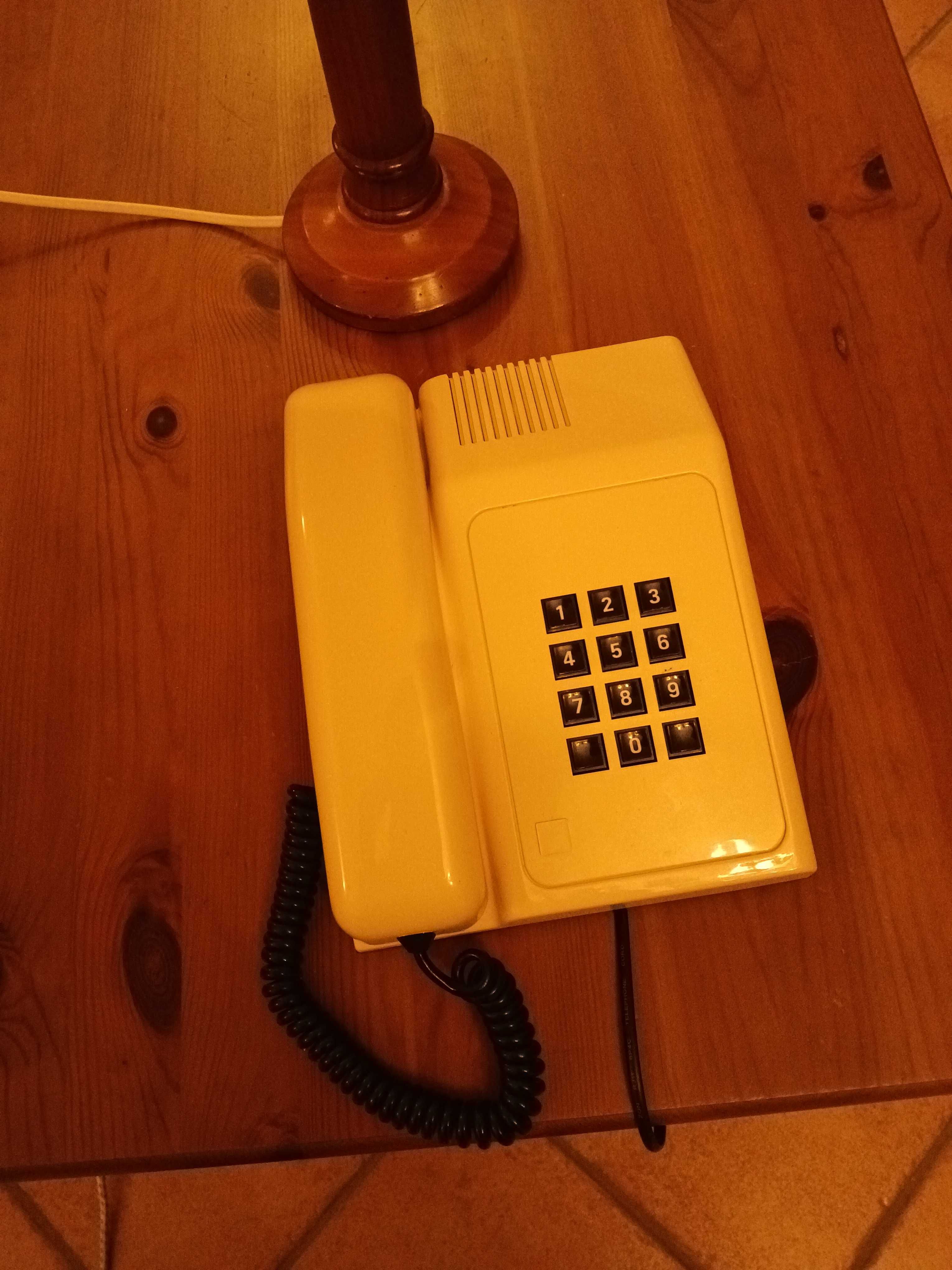 Conjunto Candeeiro e Telefone de Secretaria