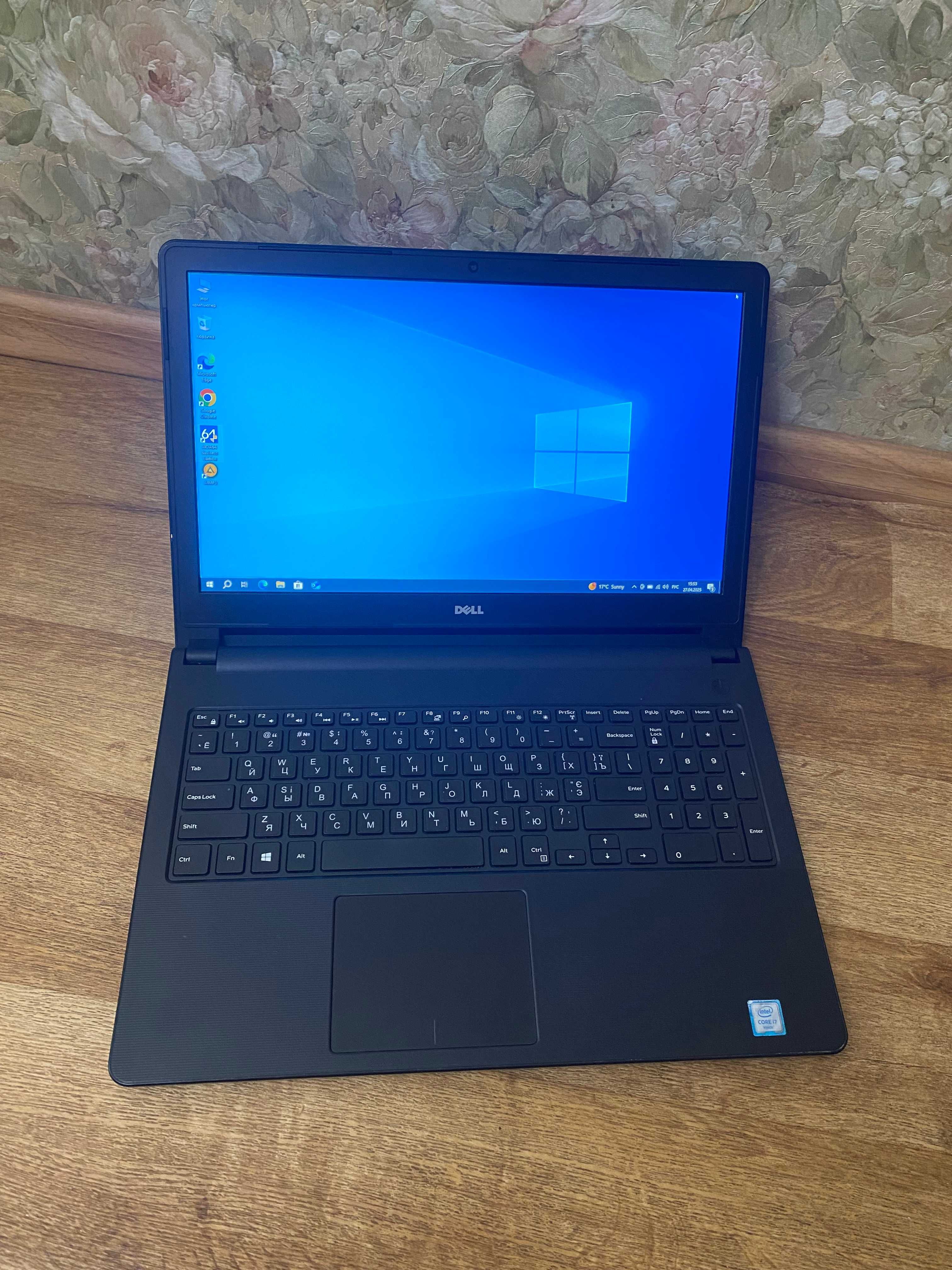 Ноутбук Dell Vostro 15 3559, i7-6500u, 8 Gb DDR3,256 Gb SSD,IPS FullHD
