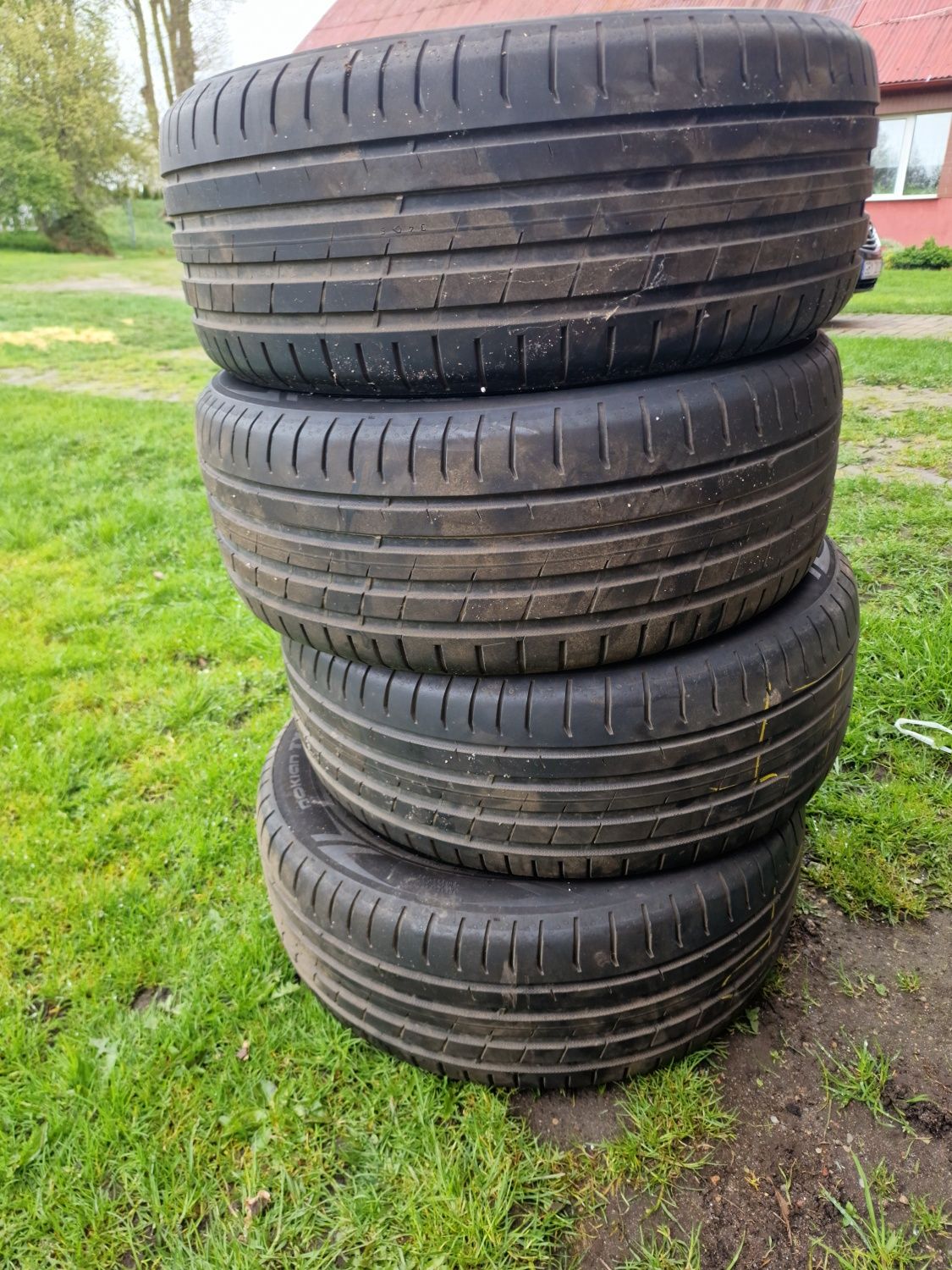 Sprzedam opony Nokian Tyres