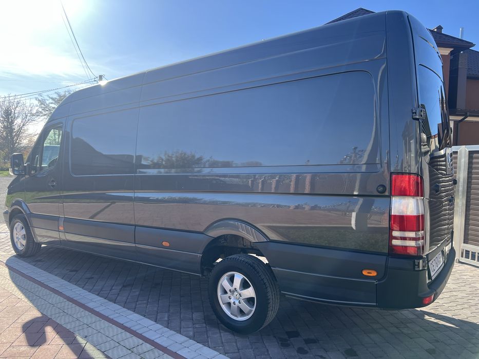 Мерседес спрінтер 319