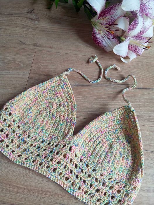 Szydełkowy top, rozmiar uniwersalny miseczka B