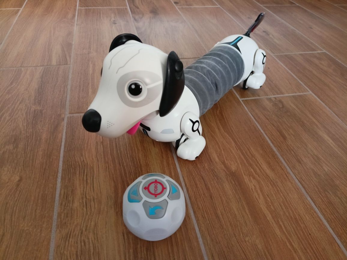 Zabawka  piesek robot interaktywny