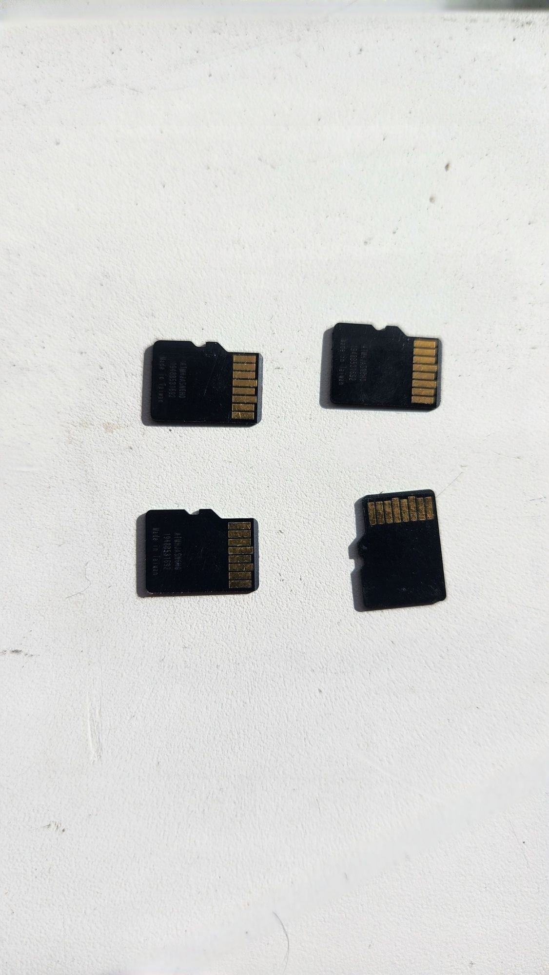 Продам флешки на 16Gb
Б/У практически не пользовались. Лежат без