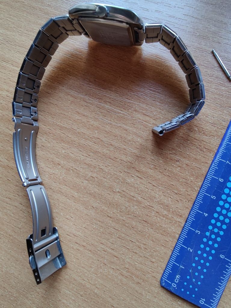Годинник Casio ексклюзив.