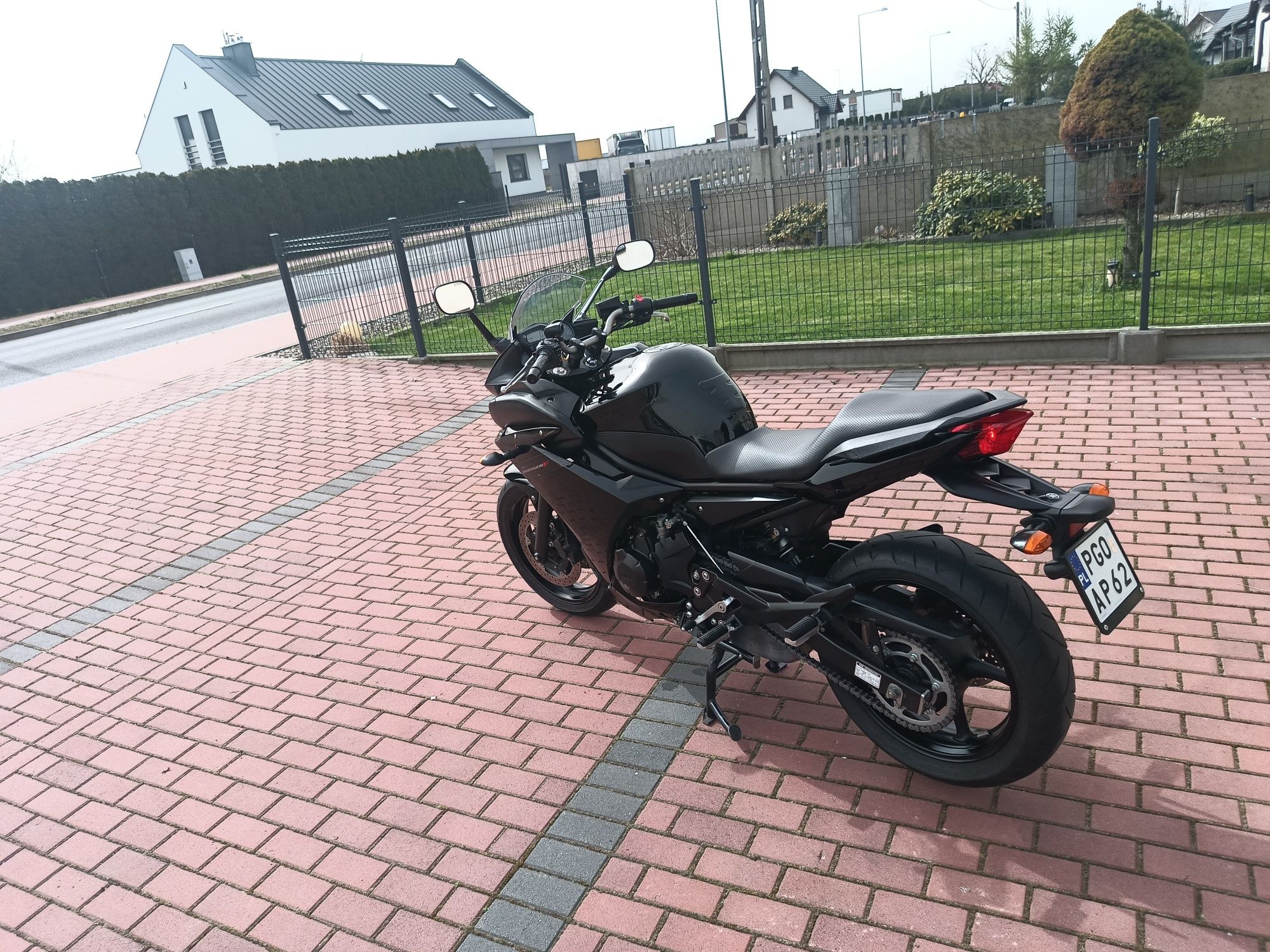 Yamaha xj6 Diverson