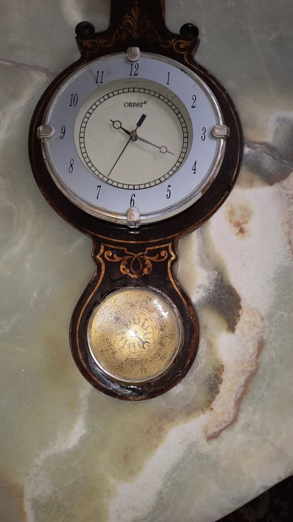 Stary barometr z zegarem 82 cm