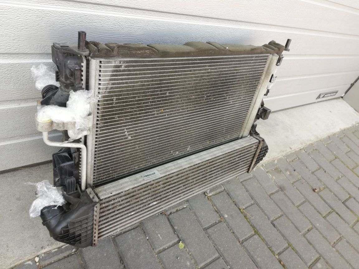 Chłodnice komplet chłodnic wentylator Focus mk3 C-max mk2 2.0 tdci