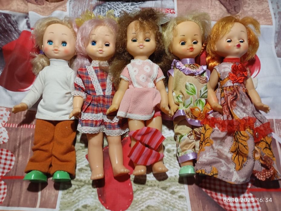 Лялька для дівчаток