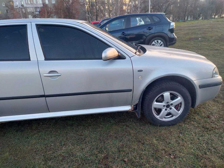шкода октавія 1.8Т 2001 рік