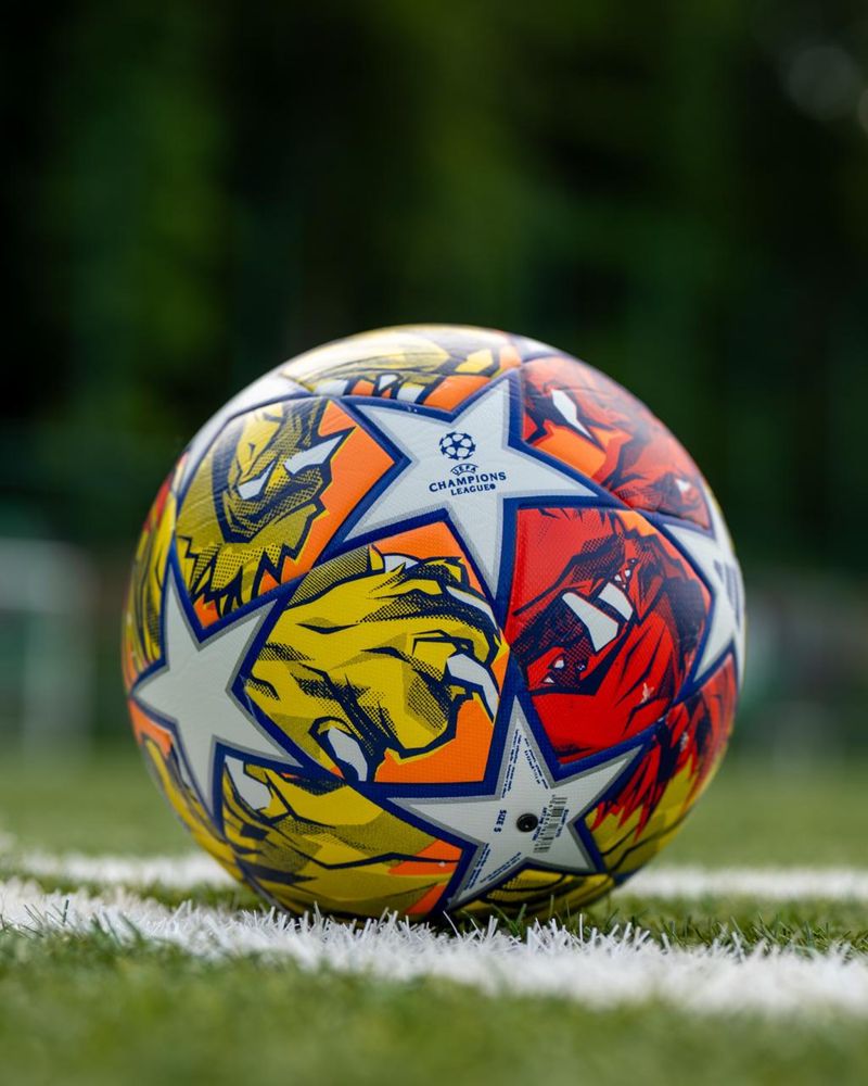Футбольний мʼяч ADIDAS Champions League