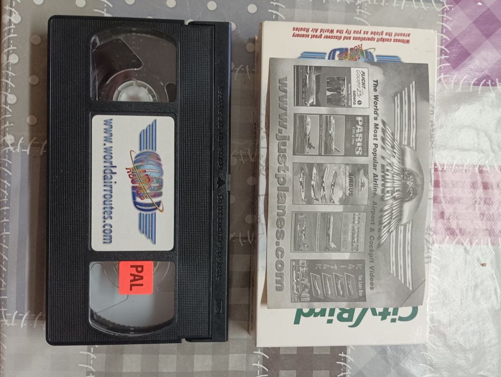Cassete VHS Air Routes CityBird Boeing 767-300
