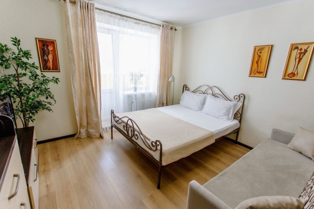 Квартира подобово центр міста вул новомістенська